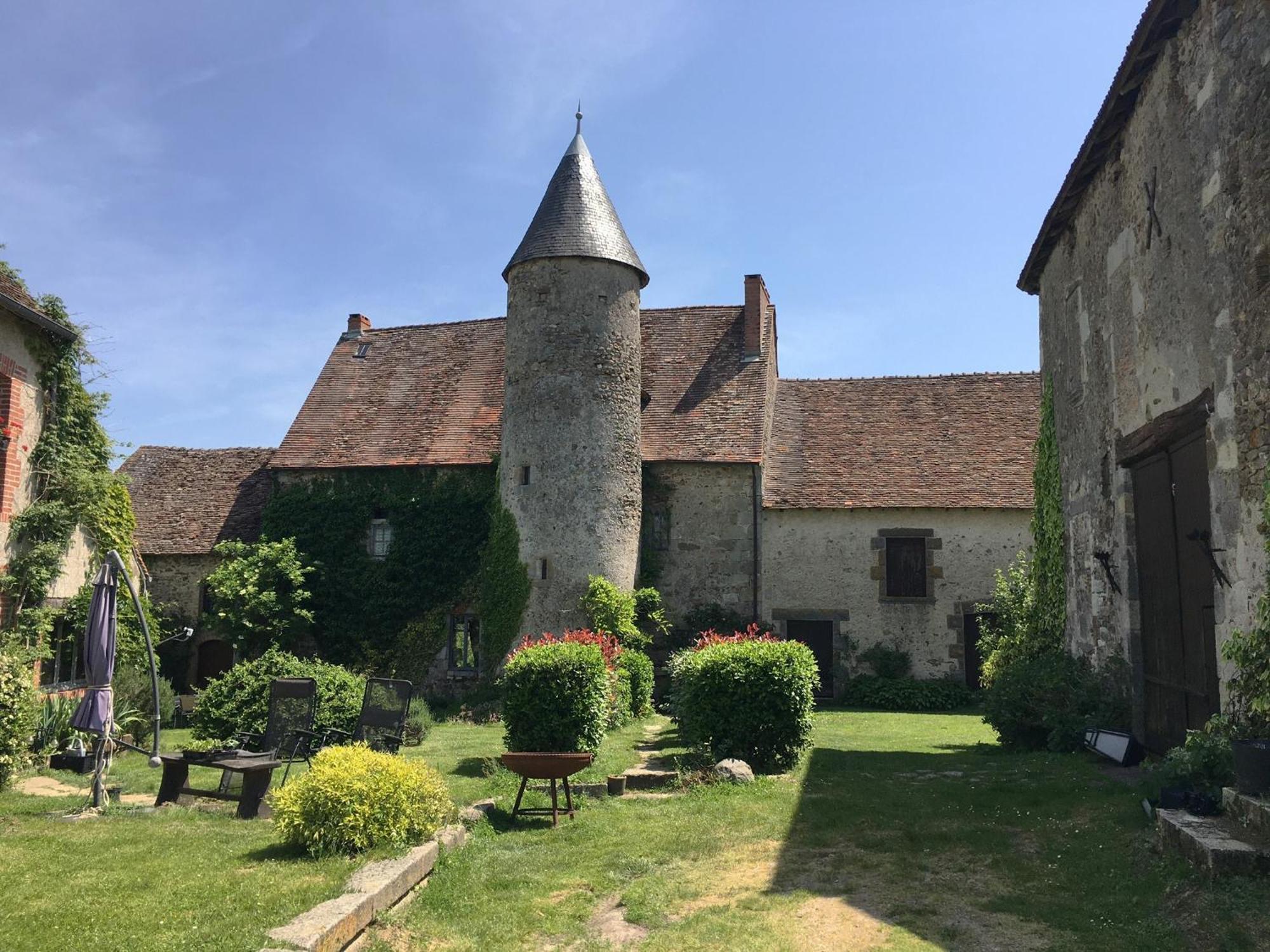 Brigueuil-le-Chantre Chateau Mareuil מראה חיצוני תמונה