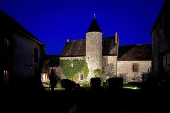 Brigueuil-le-Chantre Chateau Mareuil מראה חיצוני תמונה